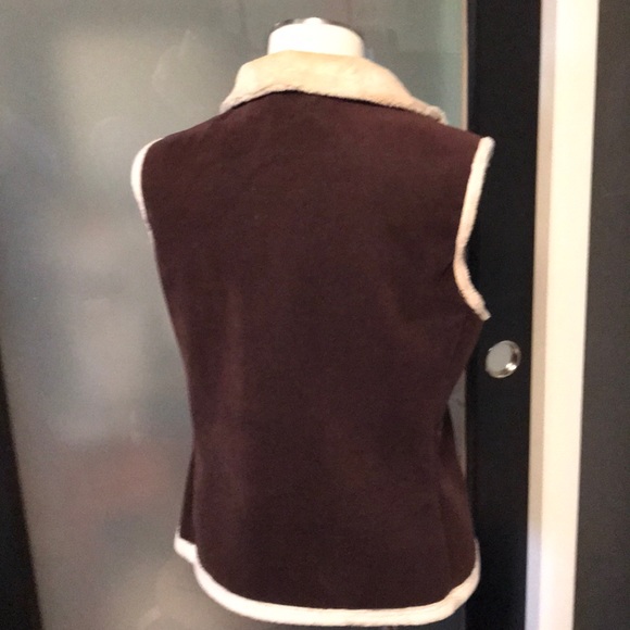 Vintage Woolrich Sherpa lined vest - Picture 3 of 6